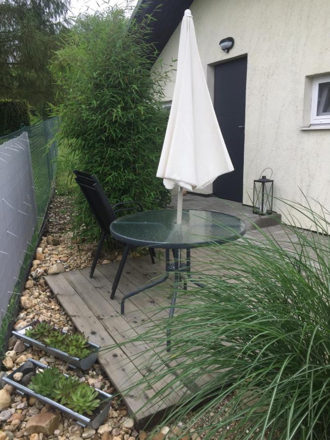 Studiovy Apartman V Zahrade Police nad Metují Buitenkant foto