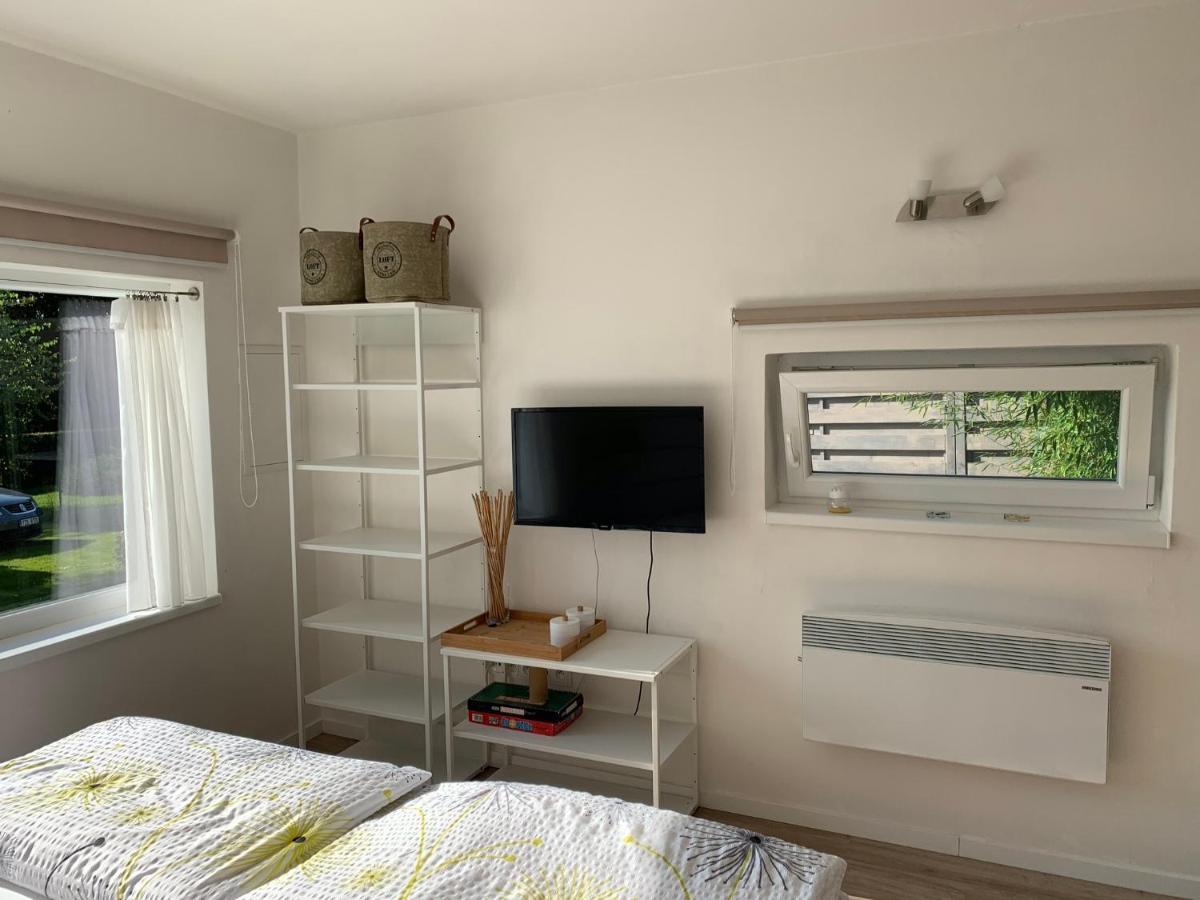 Studiovy Apartman V Zahrade Police nad Metují Buitenkant foto